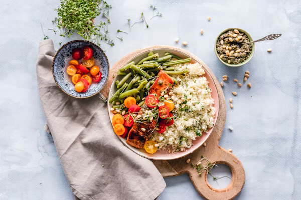 Ready-to-Eat Meal with Vegetables and Grains
